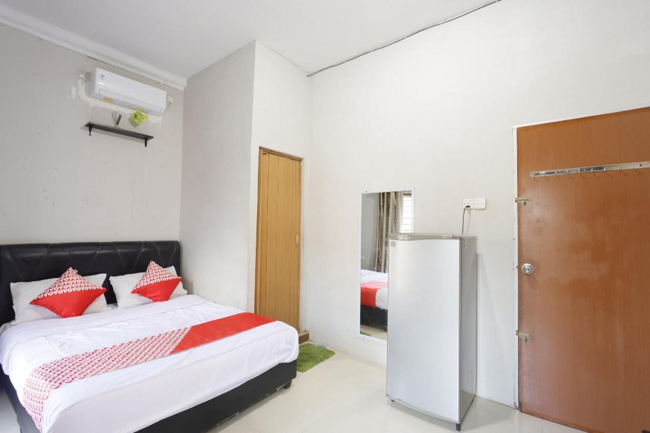 Oyo 92702 Minang Jaya Hotel Nagoya Exterior foto